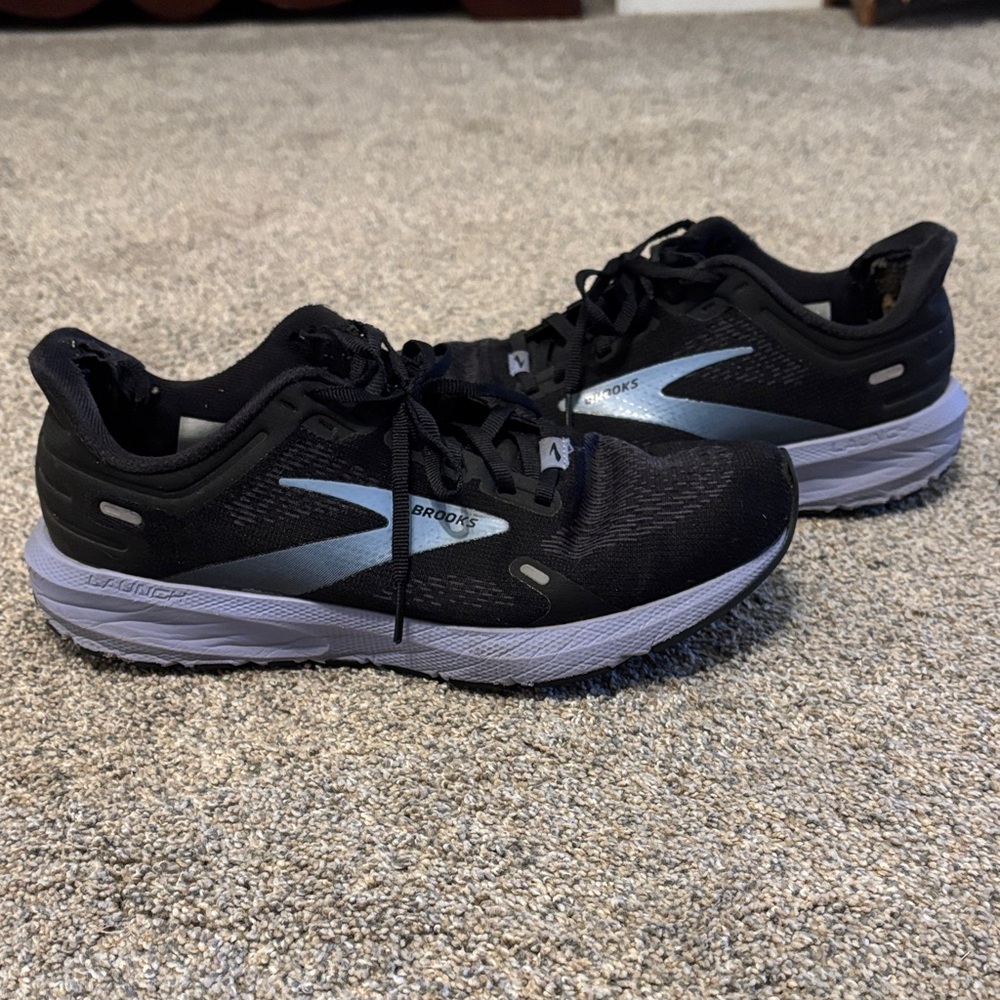 Brooks Black Running Shoes with Light Gray Accent